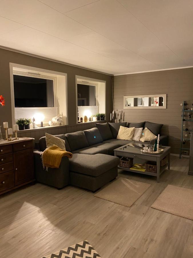 Lyngen, Mackay Appartment, Lyngen Lyngseidet Exterior foto